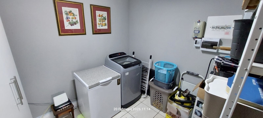 3 Bedroom Property for Sale in Paradise Beach Eastern Cape